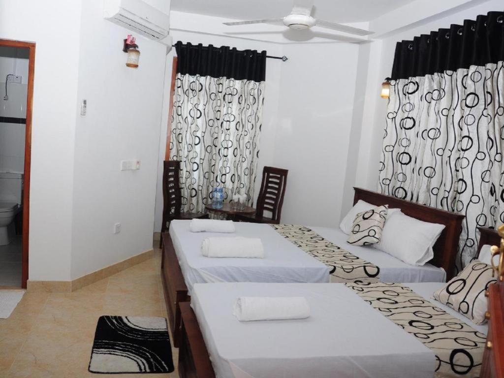 Sihilro Regency Hotel Udawalawe Exterior foto