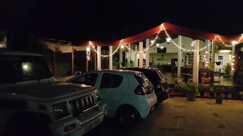 Sihilro Regency Hotel Udawalawe Exterior foto