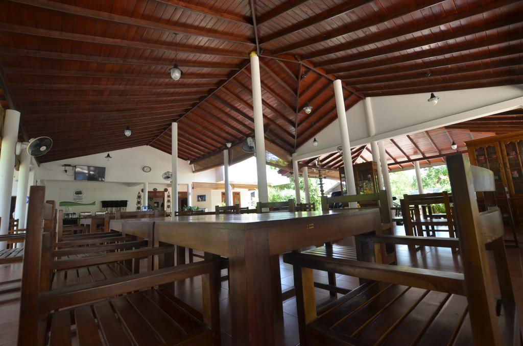 Sihilro Regency Hotel Udawalawe Exterior foto